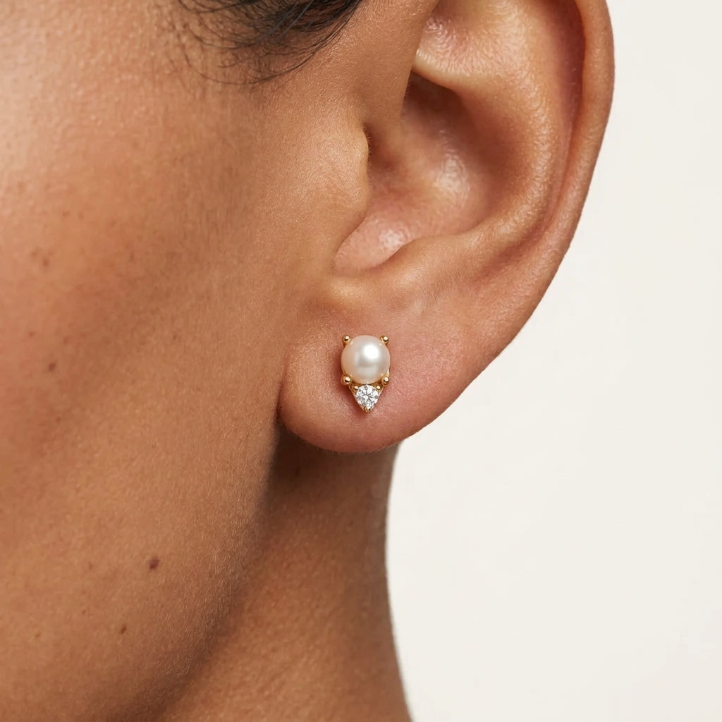 14K Gold Pearl CZ 2 Flatback Earring.