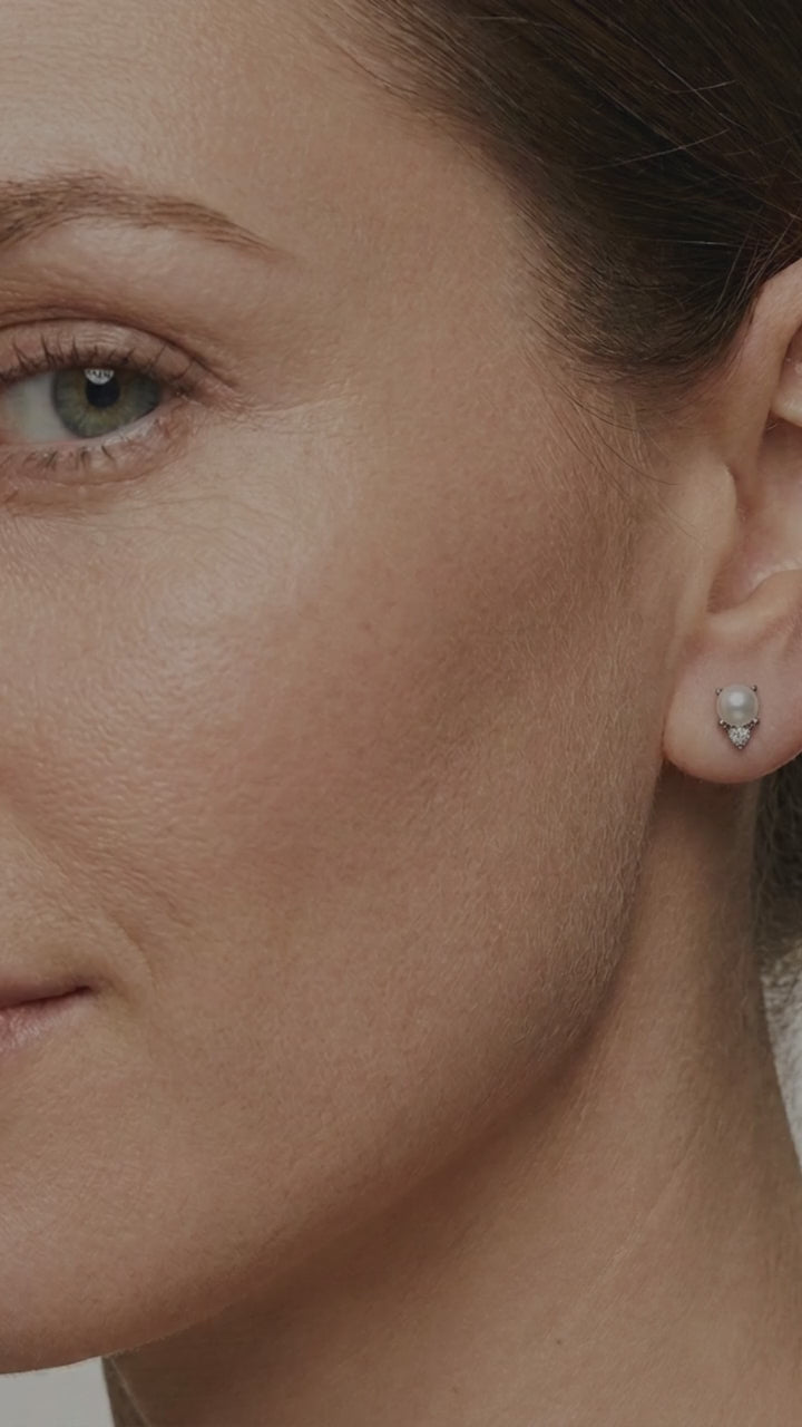 14K White Gold Pearl CZ 2 Flatback Earring